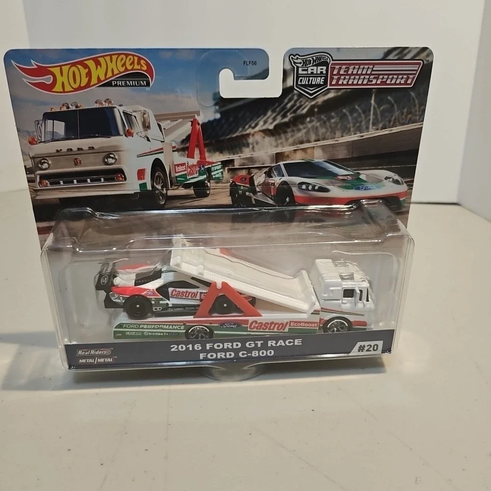 Hot Wheels Premium Car Culture Team Transport 2016 Ford GT Race & Ford C-800 #20